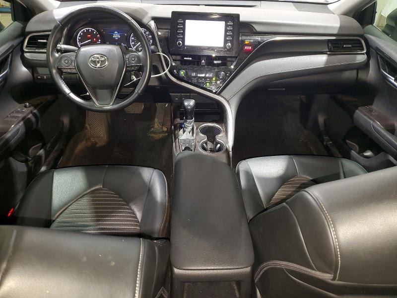 2022 TOYOTA CAMRY SE — Фото 8 из 12