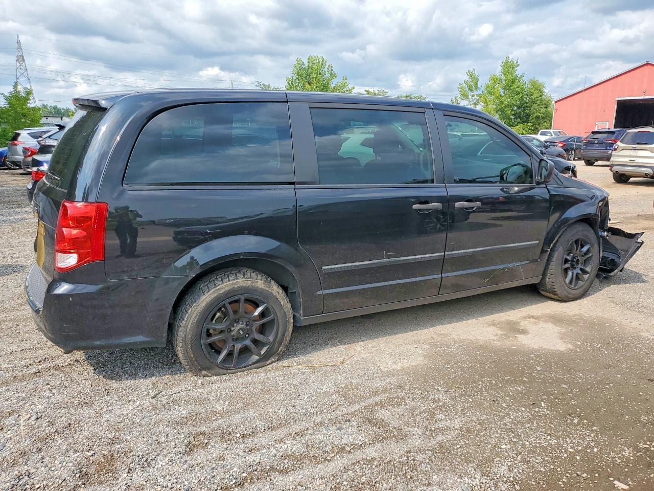 2015 DODGE GRAND CARAVAN SE — Фото 3 из 14