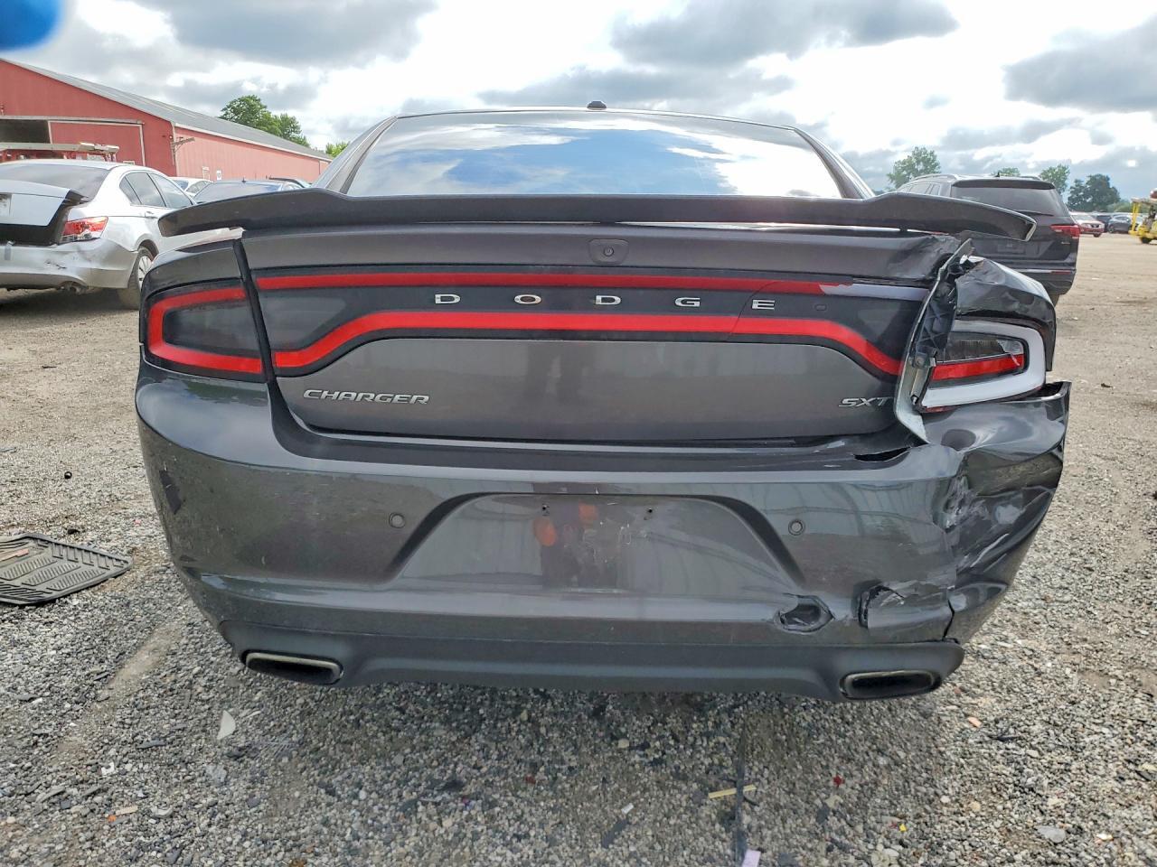 2015 DODGE CHARGER SXT — Фото 6 из 12