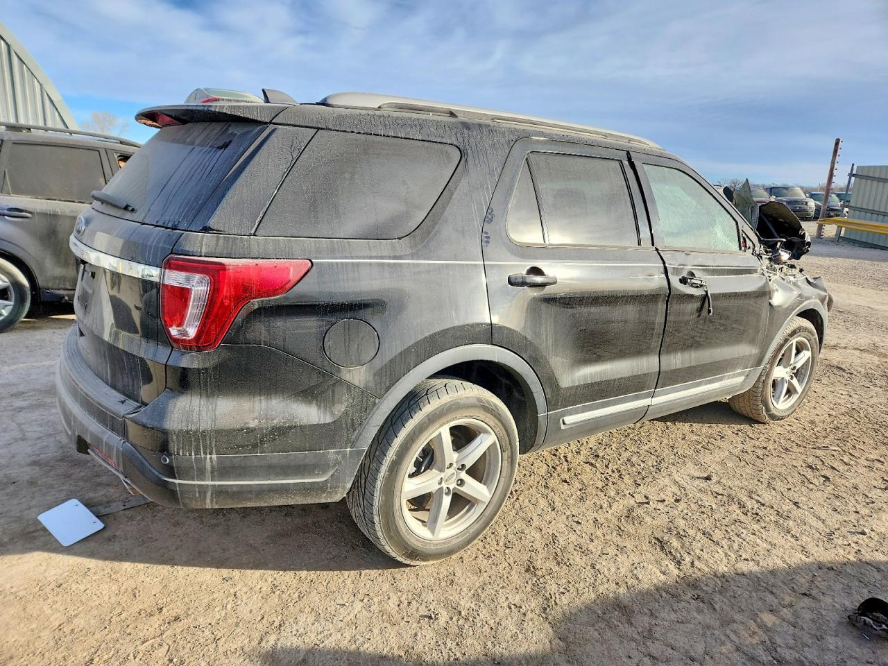 2018 FORD EXPLORER XLT — Фото 3 из 13