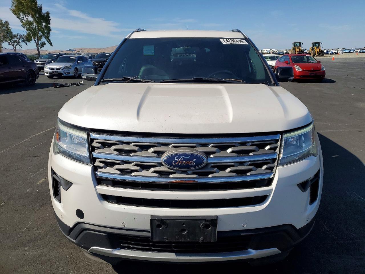 2018 FORD EXPLORER XLT — Фото 5 из 12