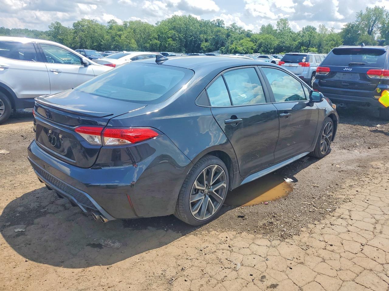 2022 TOYOTA COROLLA SE — Фото 3 из 12