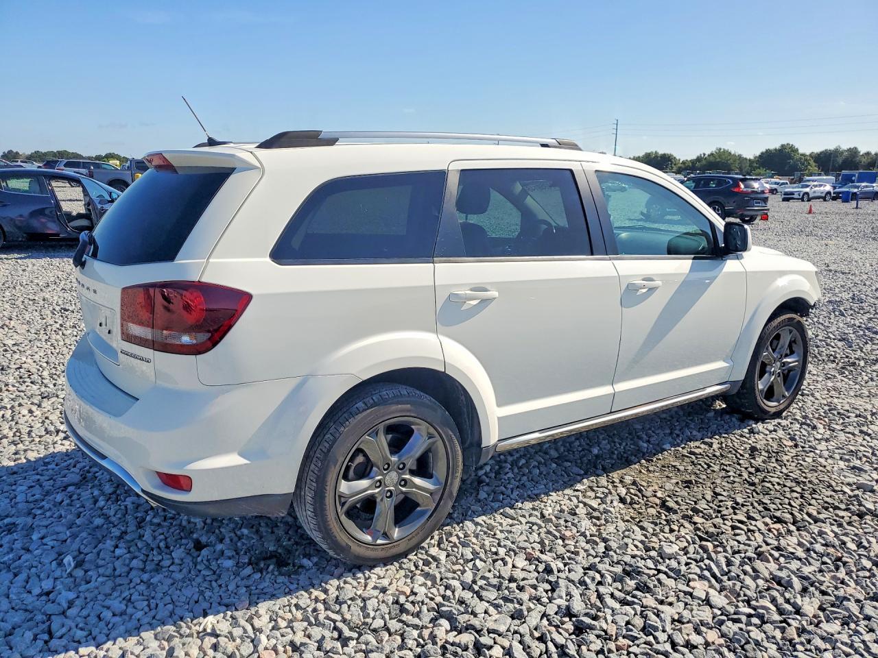 2015 DODGE JOURNEY CROSSROAD — Фото 3 из 13