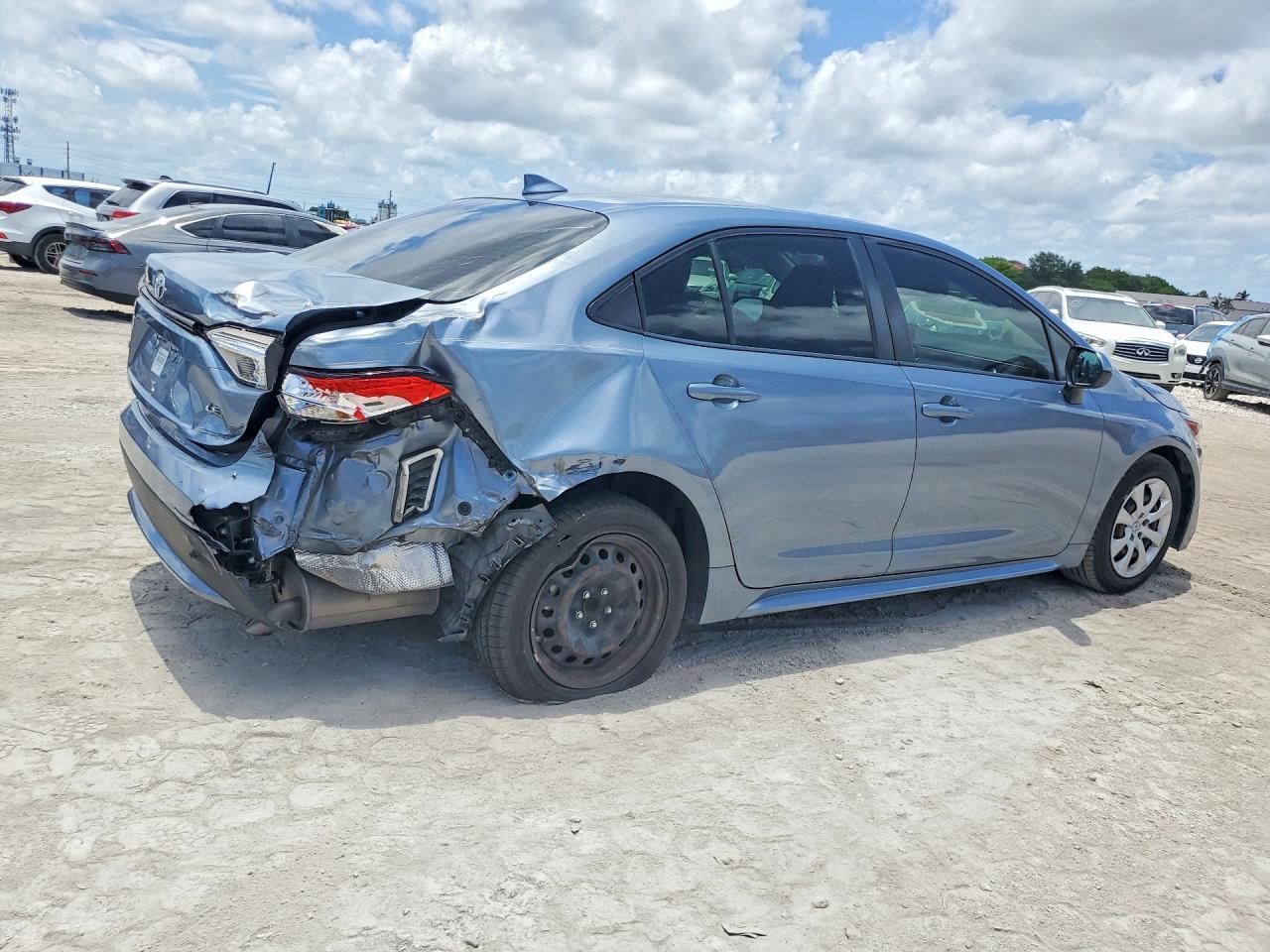 2022 TOYOTA COROLLA LE — Фото 3 из 12