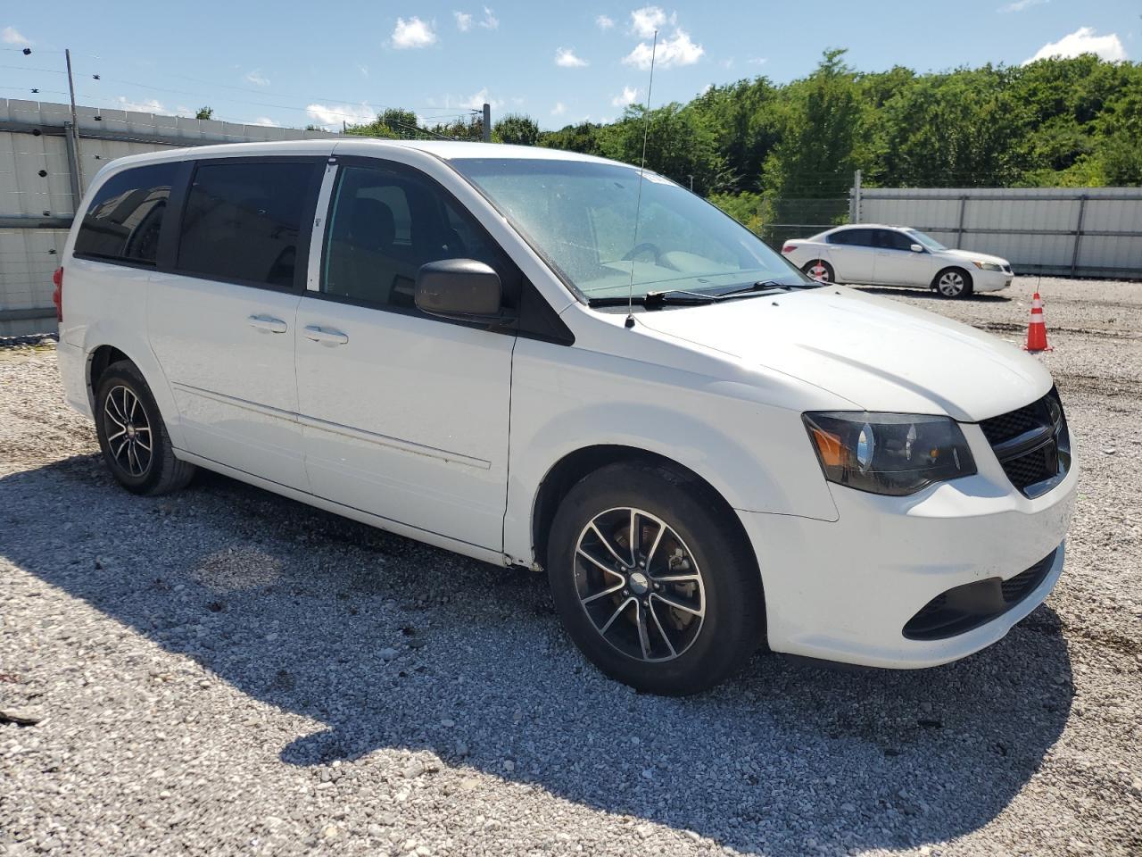 2015 DODGE GRAND CARAVAN SE — Фото 4 из 13