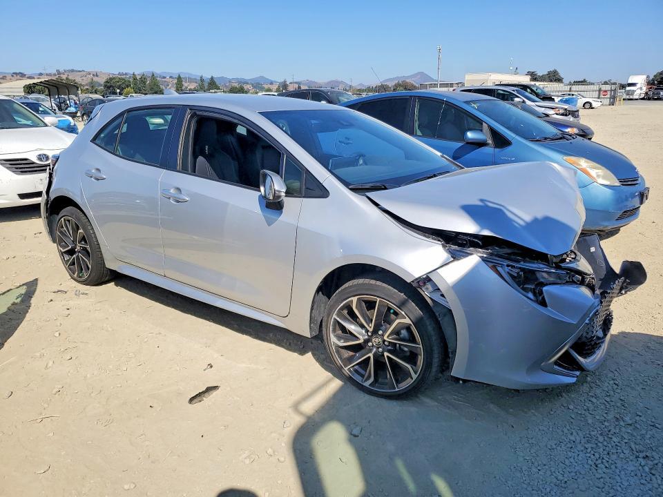 2022 TOYOTA COROLLA XSE — Фото 4 из 12
