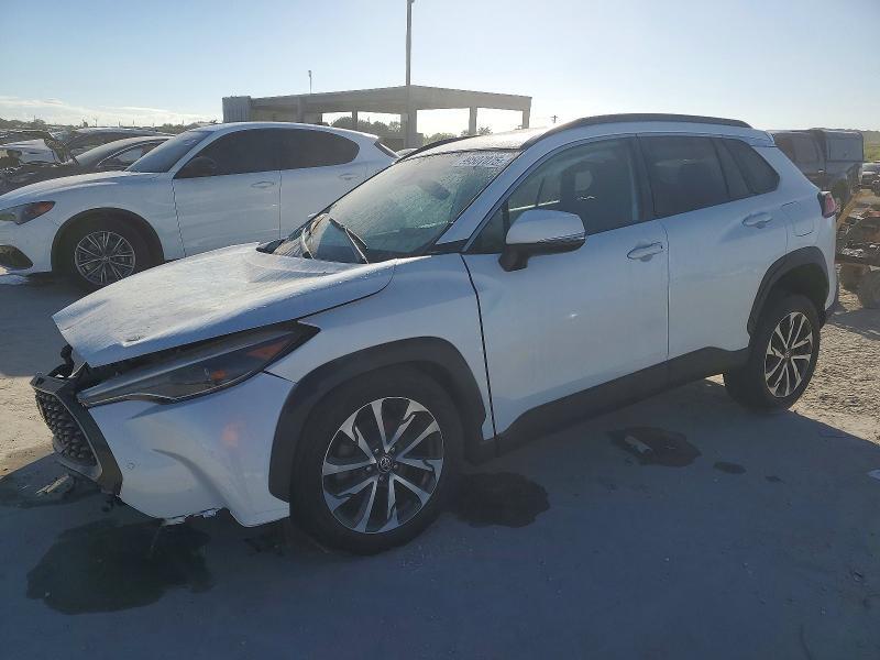 2022 TOYOTA COROLLA CROSS 7MUDAAAG4NV011657