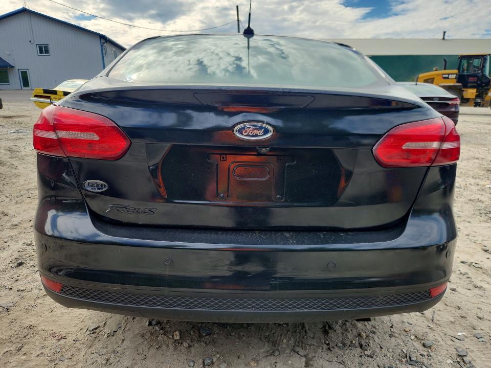 2015 FORD FOCUS SE — Фото 6 из 12