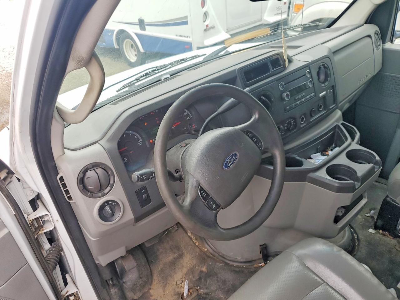 2015 FORD ECONOLINE E350 SUPER DUTY CUTAWAY VAN — Фото 8 из 13
