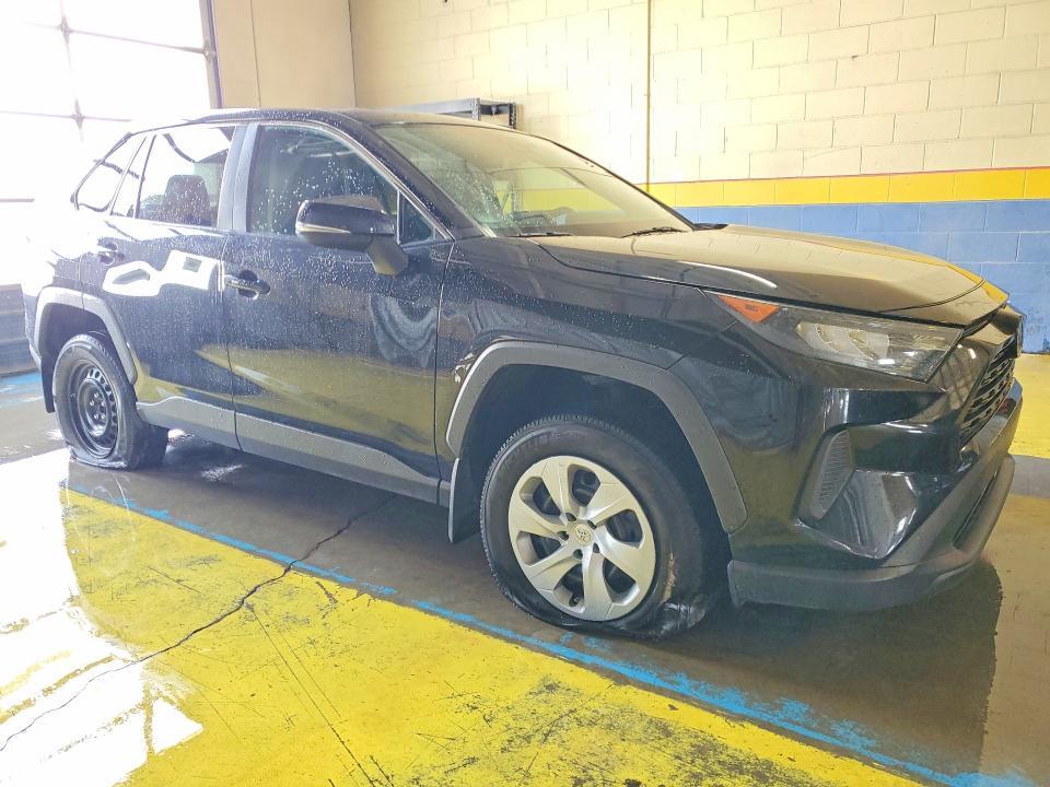 2022 TOYOTA RAV4 LE — Фото 4 из 14