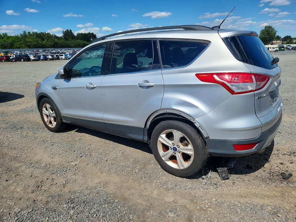 2015 FORD ESCAPE SE — Фото 2 из 13