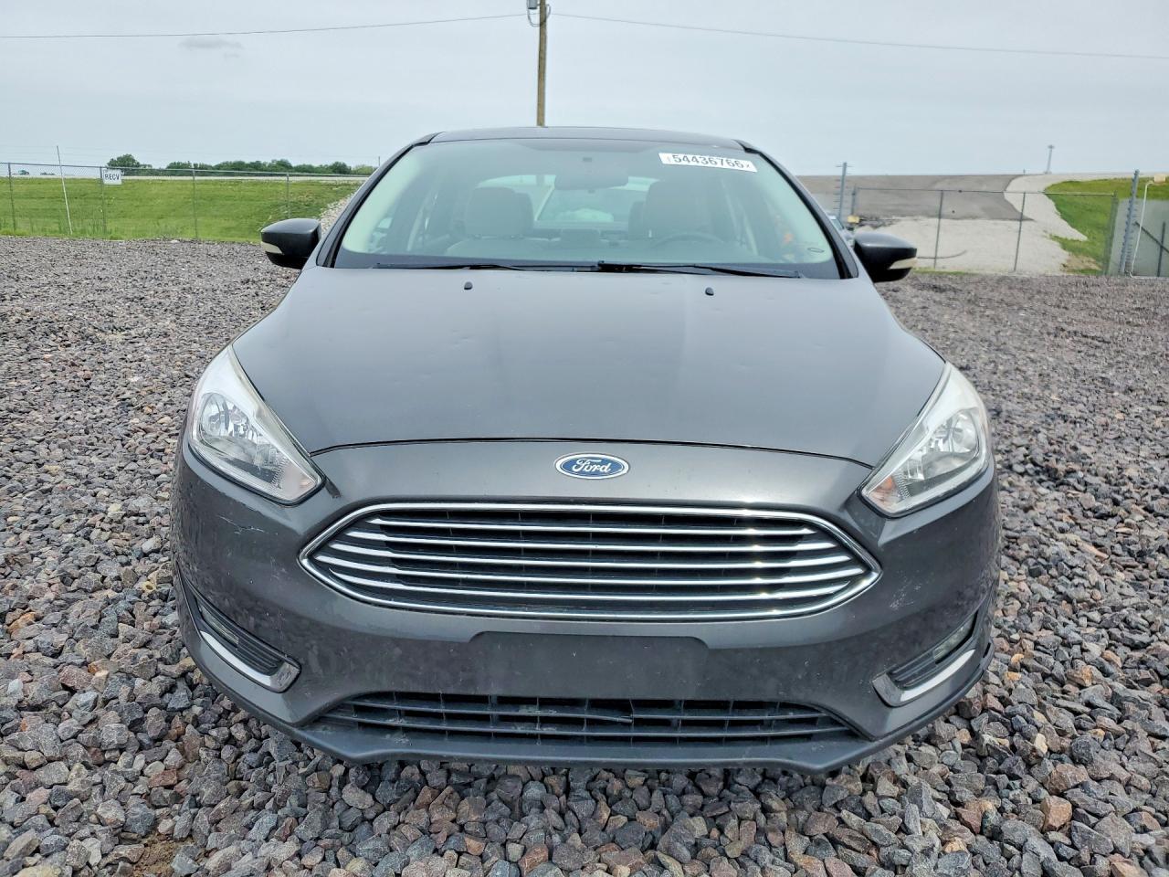 1FADP3J21JL293928 2018 FORD FOCUS photo no. 5