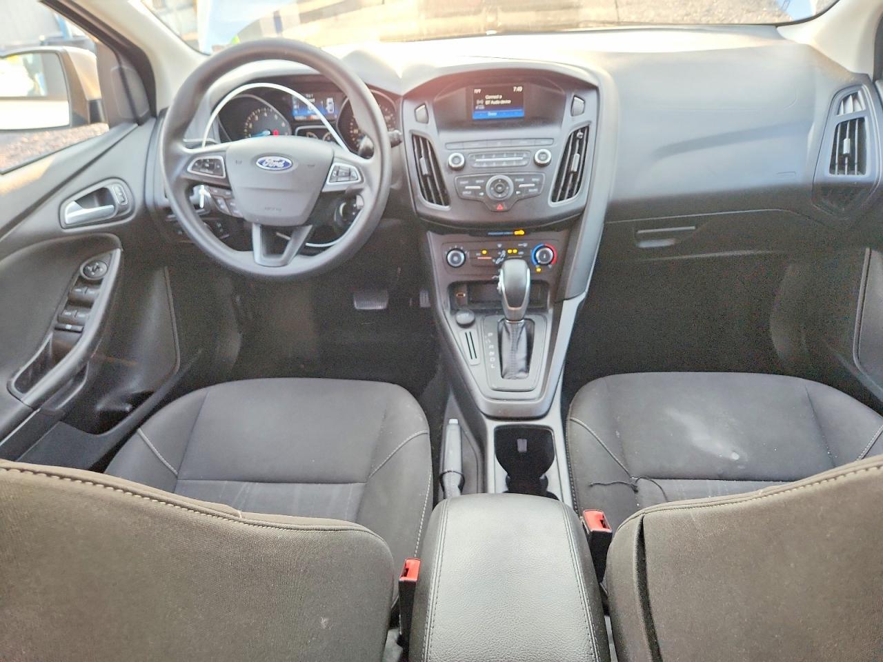 1FADP3K2XJL322101 2018 FORD FOCUS photo no. 8