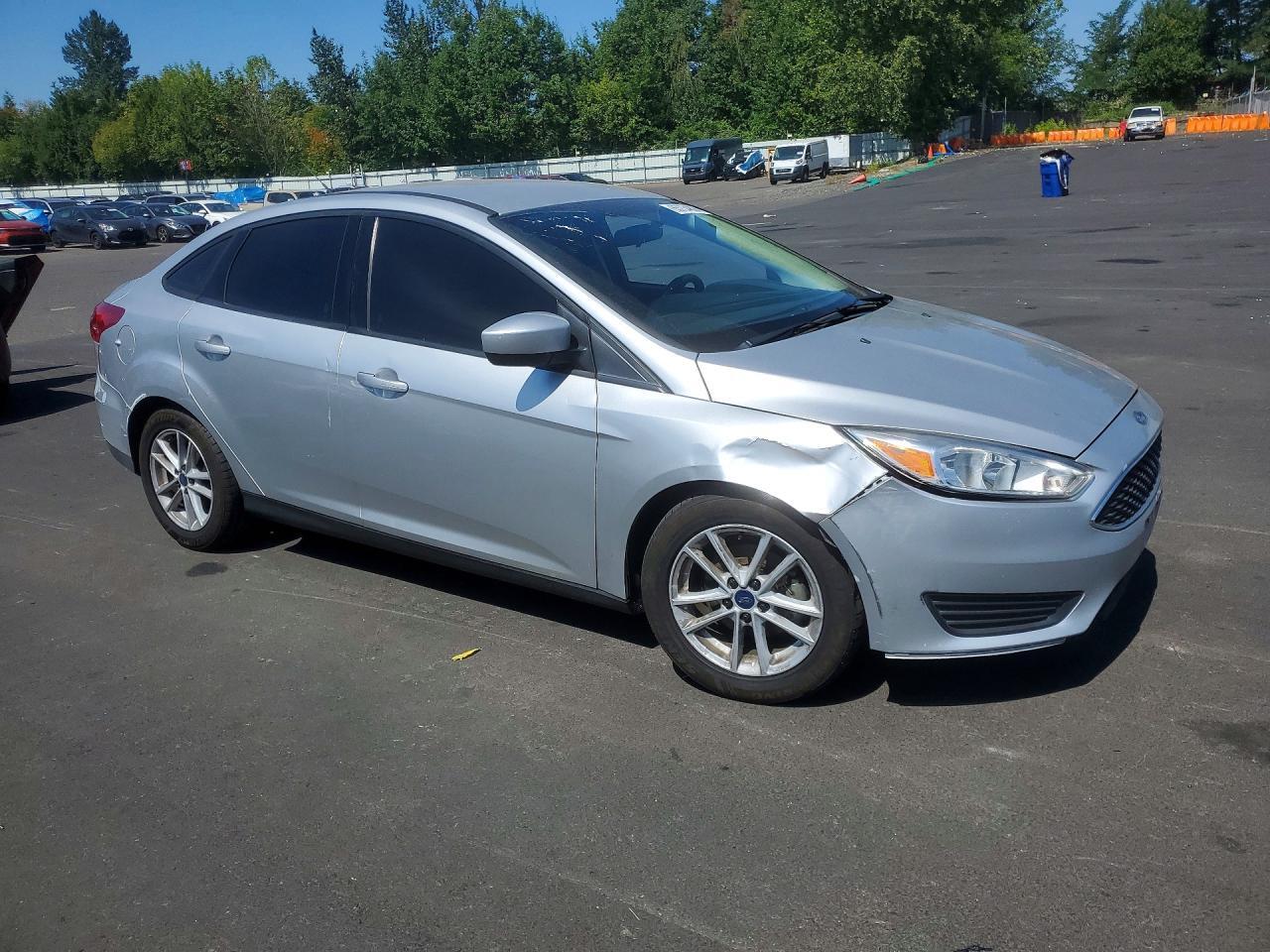 2018 FORD FOCUS SE — Фото 4 из 12