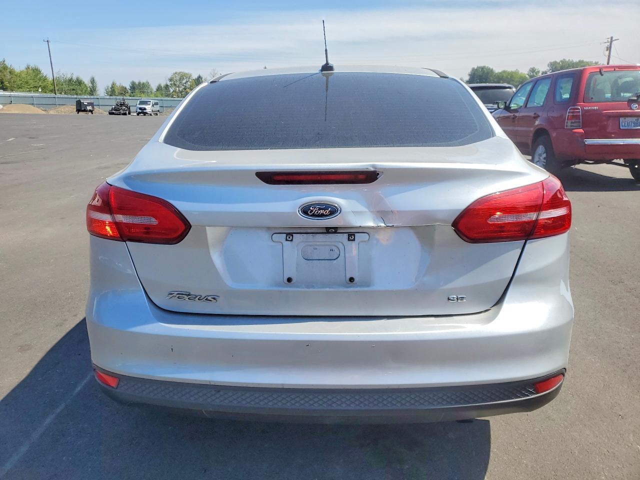 2018 FORD FOCUS SE — Фото 6 из 12