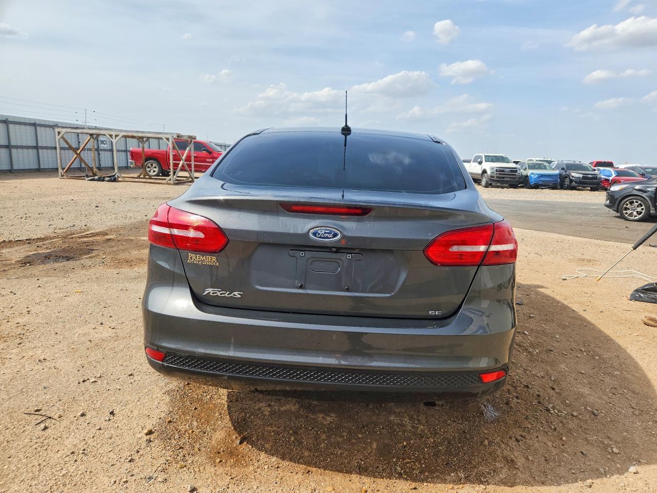 2018 FORD FOCUS SE — Фото 6 из 12