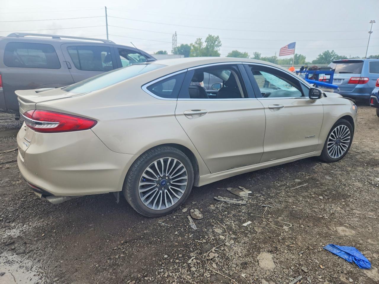 2018 FORD FUSION TITANIUM/PLATINUM HEV — Фото 3 из 12