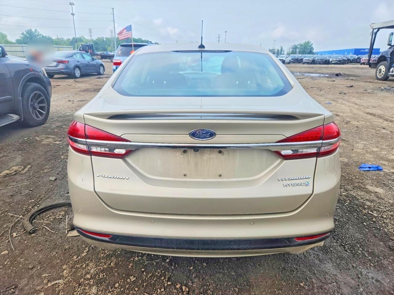 2018 FORD FUSION TITANIUM/PLATINUM HEV — Фото 6 из 12