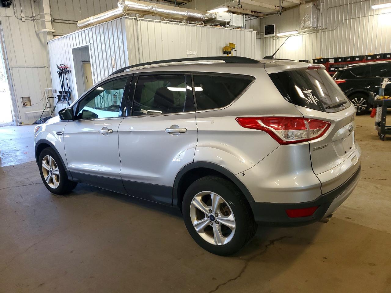2015 FORD ESCAPE SE — Фото 2 из 14