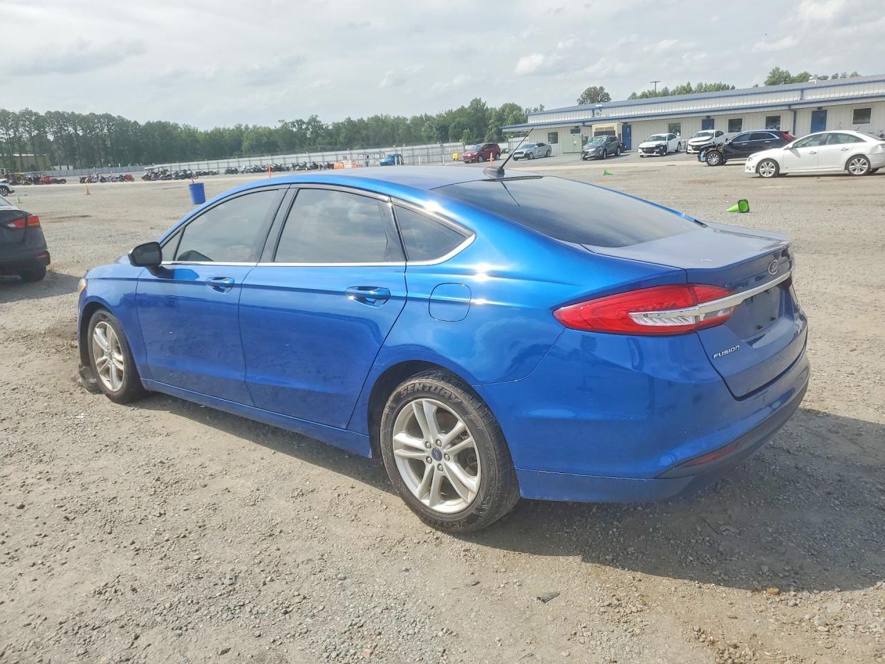 2018 FORD FUSION SE — Фото 2 из 12