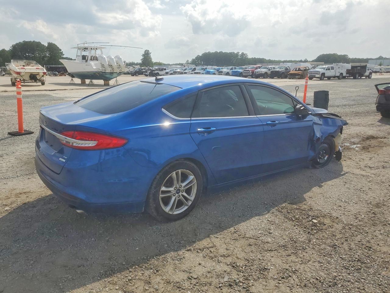 2018 FORD FUSION SE — Фото 3 из 12