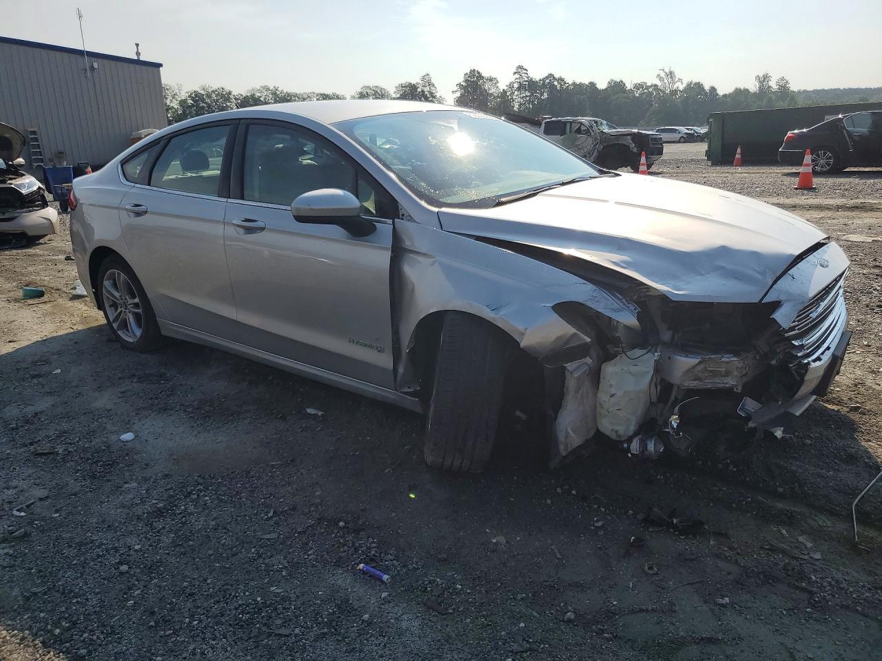 2018 FORD FUSION S HYBRID — Фото 4 из 12