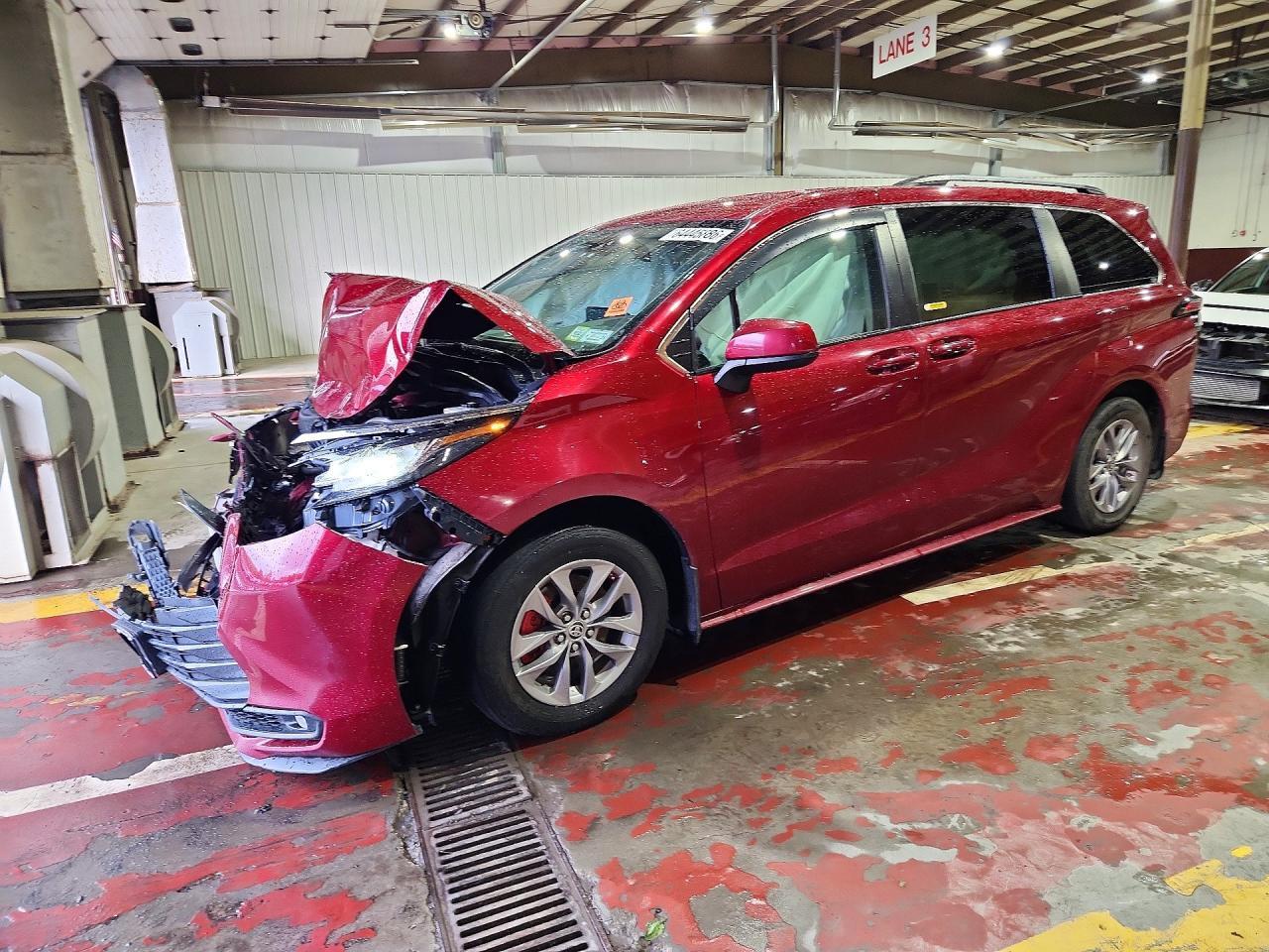 5TDKRKEC5NS100662 2022 TOYOTA SIENNA photo no. 1