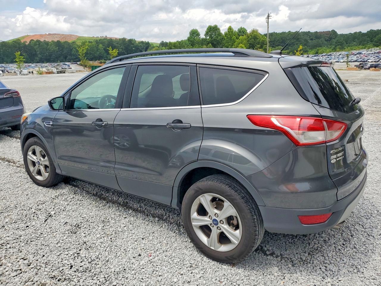 1FMCU0GX7FUB79834 2015 FORD ESCAPE photo no. 2