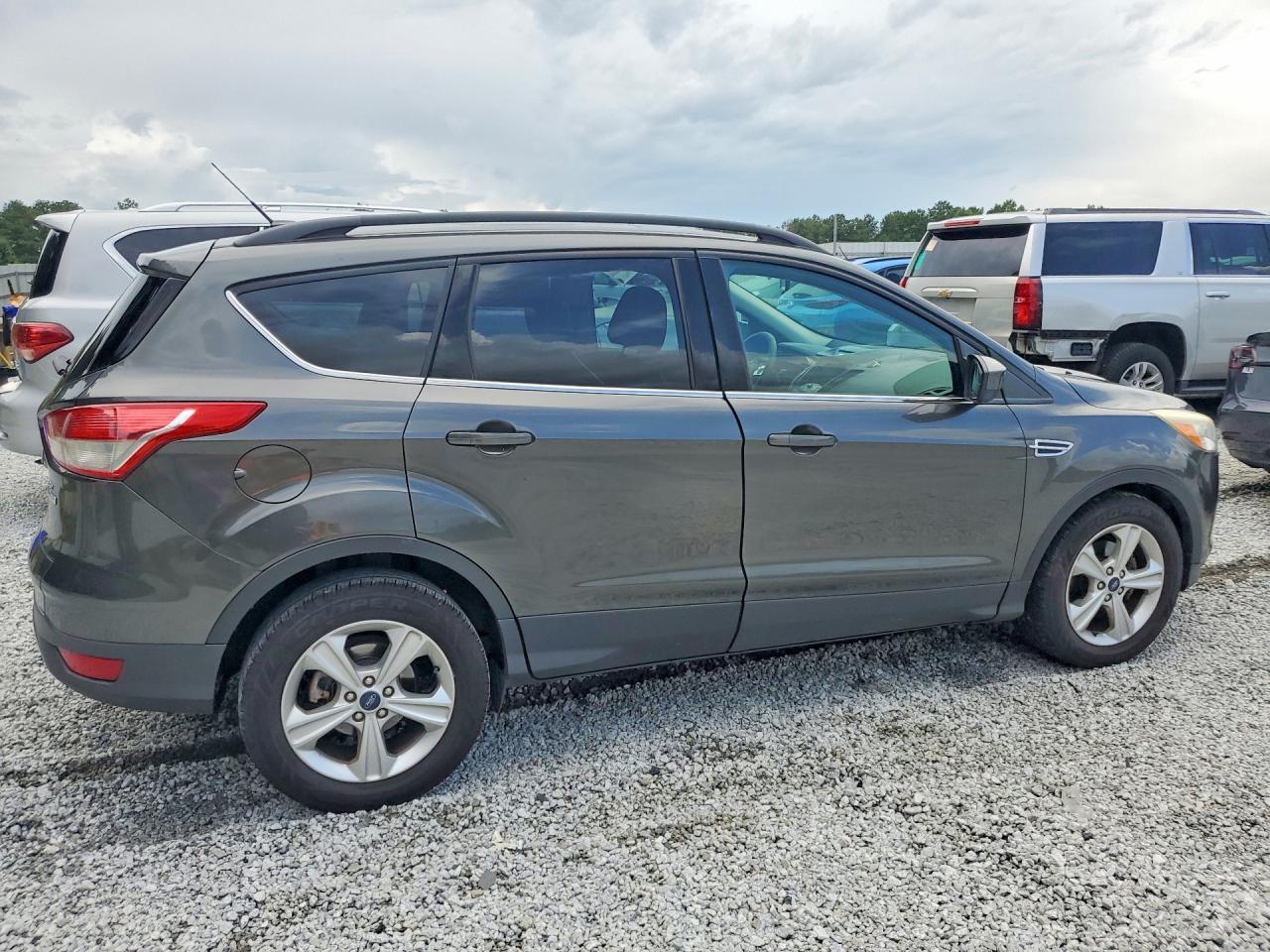 1FMCU0GX7FUB79834 2015 FORD ESCAPE photo no. 3