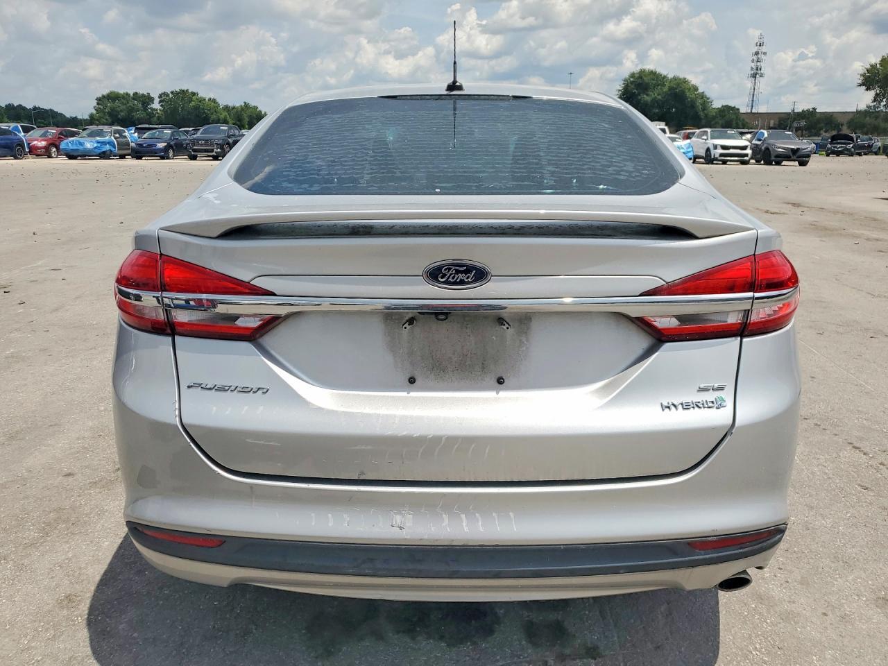 2018 FORD FUSION SE HYBRID — Фото 6 из 12