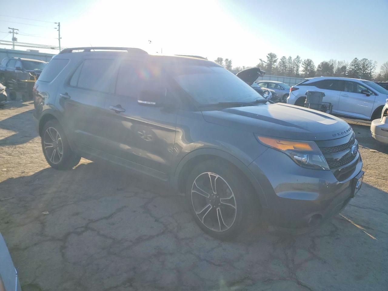 2015 FORD EXPLORER SPORT — Фото 4 из 12