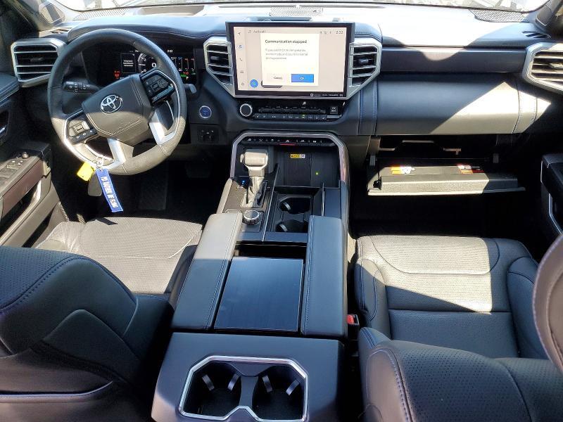 2022 TOYOTA TUNDRA PLATINUM HV — Фото 8 из 13