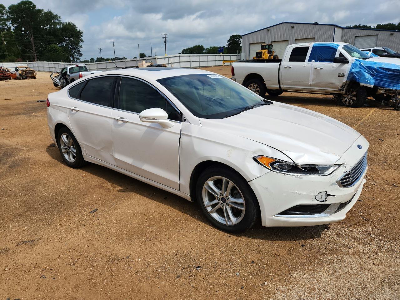 2018 FORD FUSION SE — Фото 4 из 12