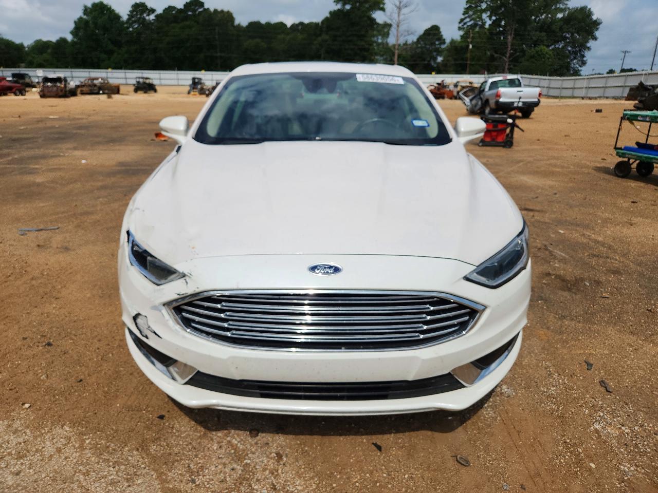 2018 FORD FUSION SE — Фото 5 из 12