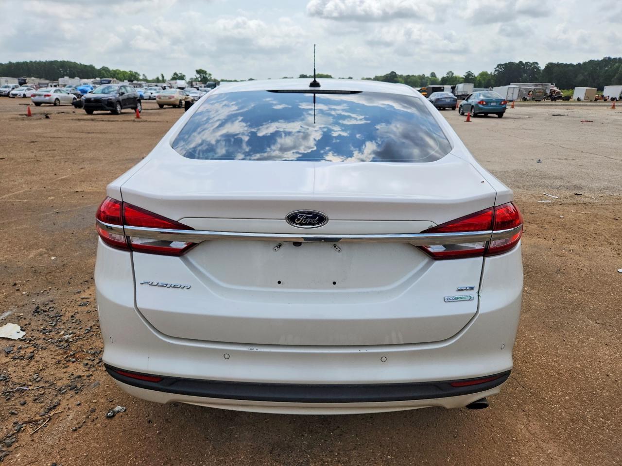 2018 FORD FUSION SE — Фото 6 из 12