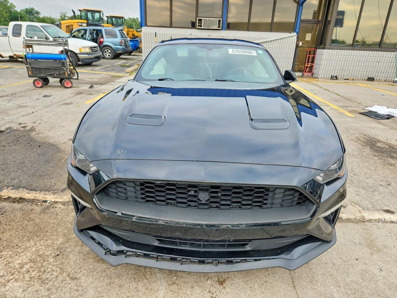 2018 FORD MUSTANG — Фото 5 из 13