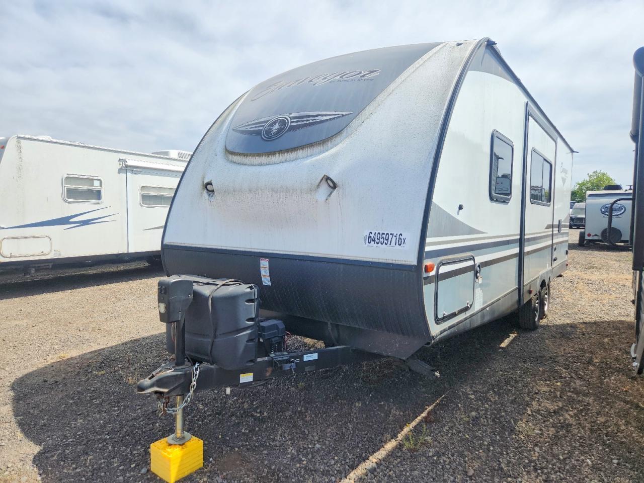 2018 FOREST RIVER SURVEYOR CAMPER — Фото 2 из 10