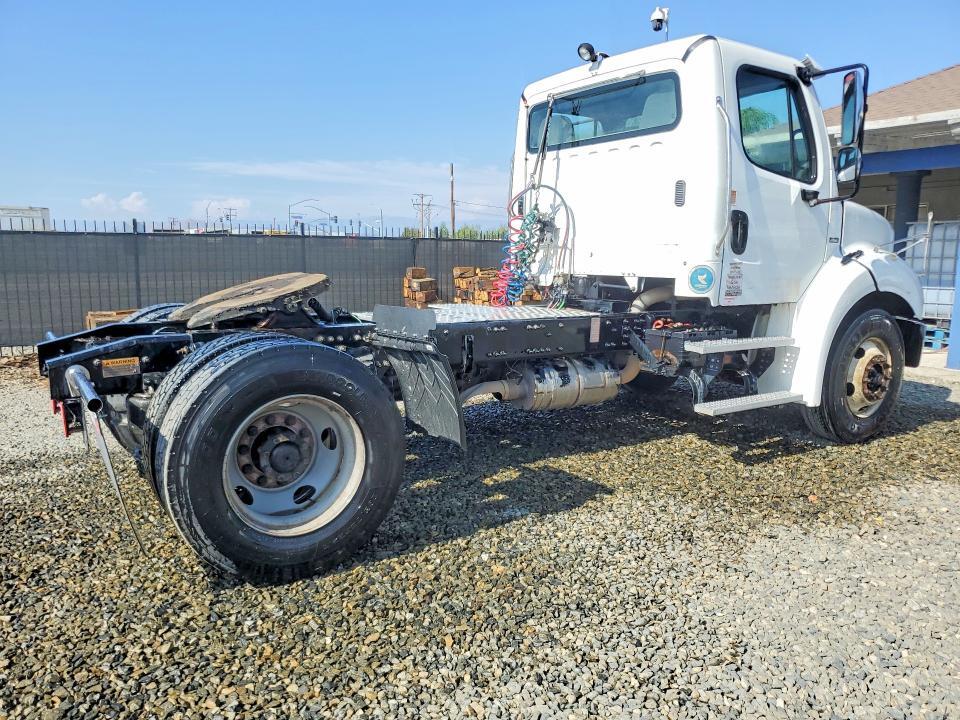 2018 FREIGHTLINER BUSINESS CLASS M2 SEMI TRUCK — Фото 3 из 12