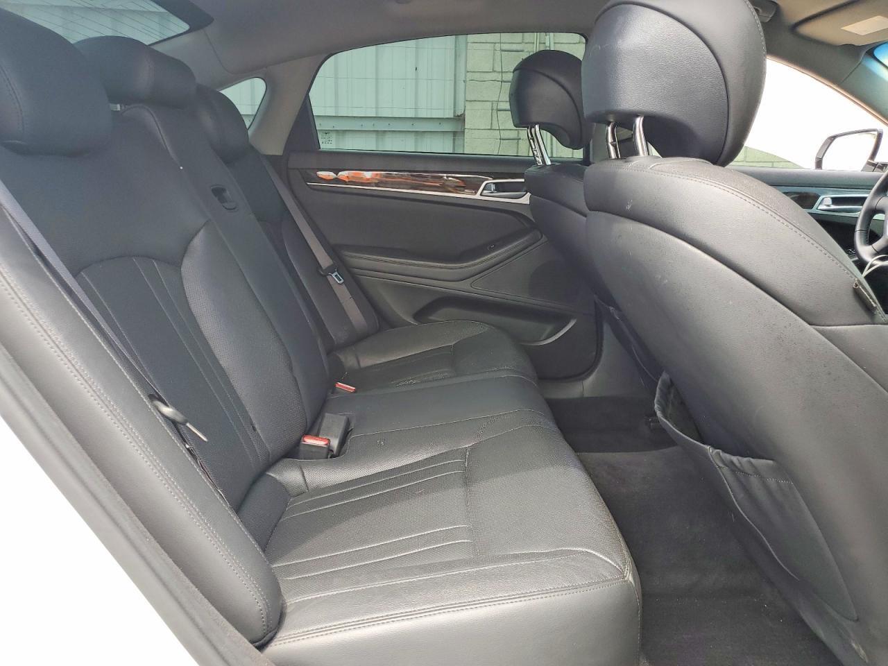 2018 GENESIS G80 3.8 — Фото 10 из 12