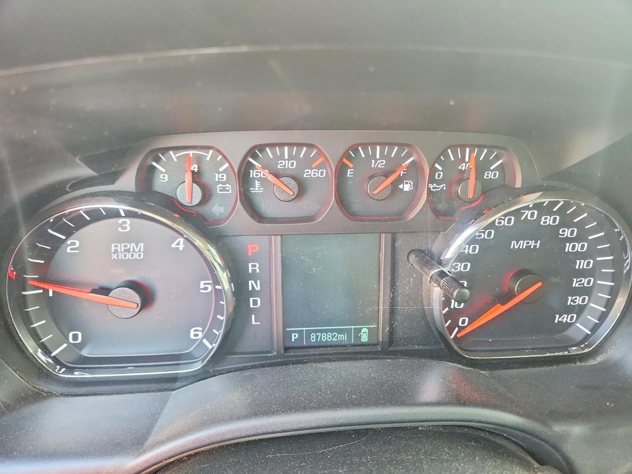 2018 GMC SIERRA K1500 — Фото 9 из 12