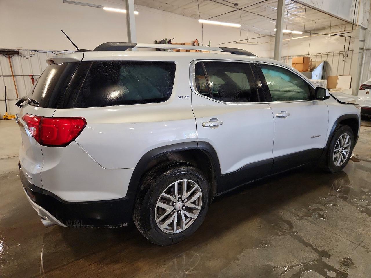 2018 GMC ACADIA SLE — Фото 3 из 13