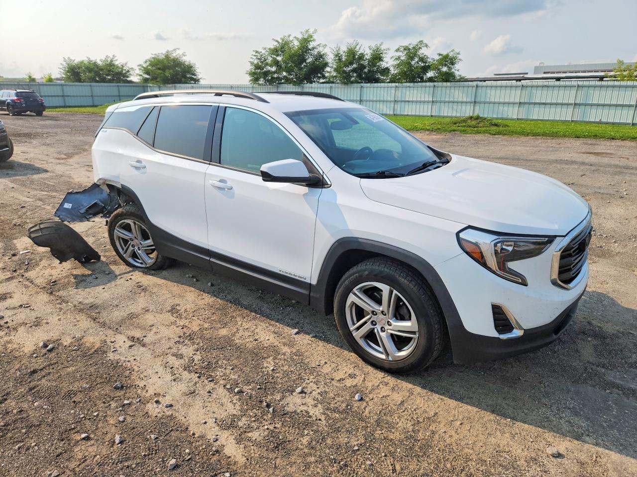 2018 GMC TERRAIN SLE — Фото 4 из 13