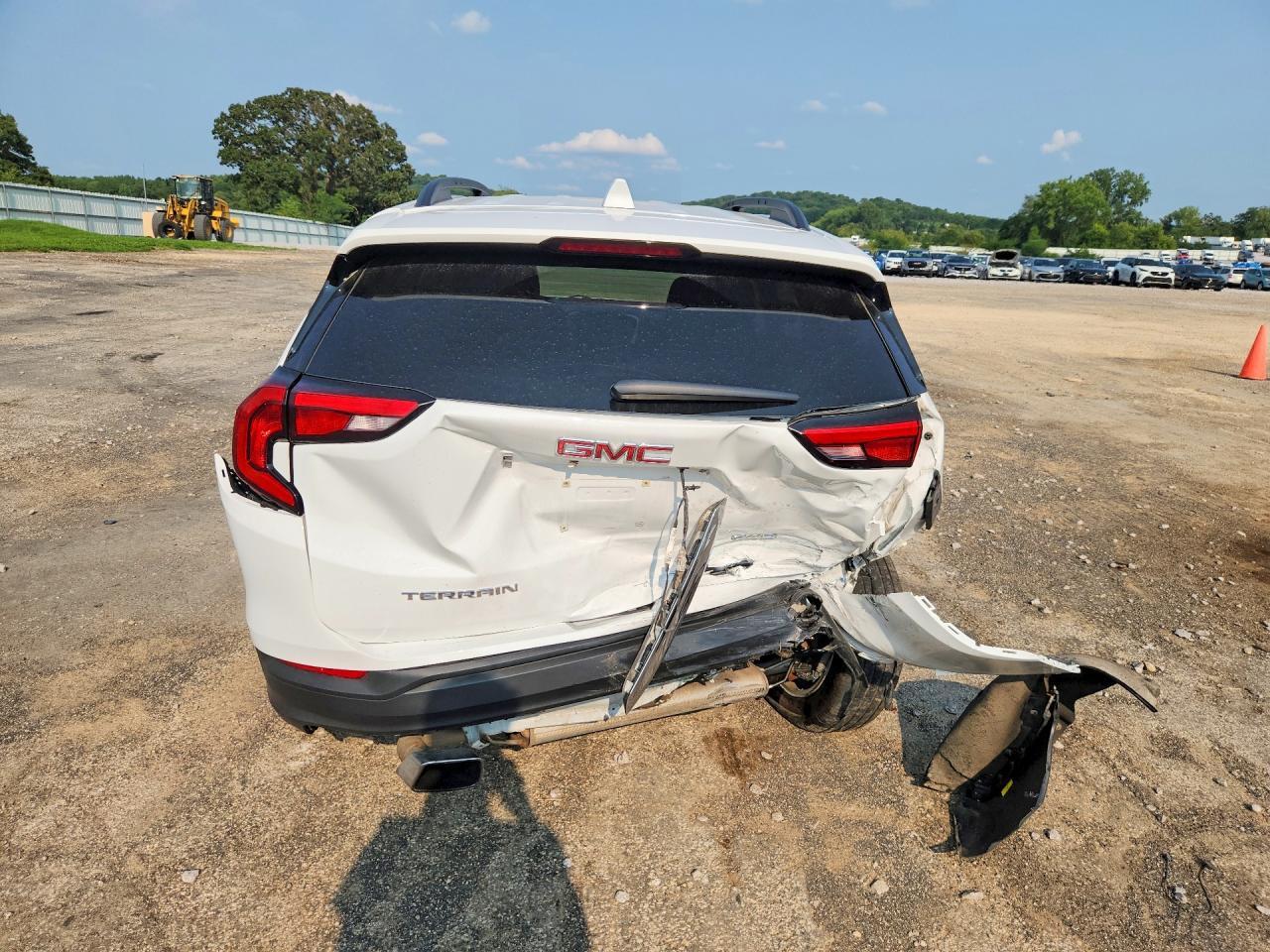 2018 GMC TERRAIN SLE — Фото 6 из 13