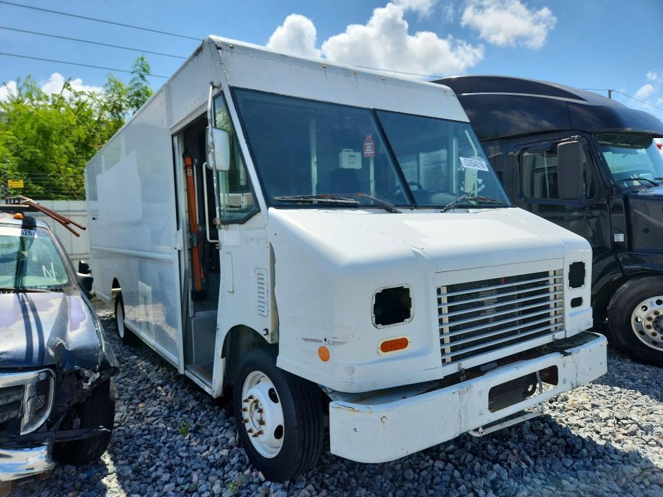 2015 FORD F59 DELIVERY TRUCK — Фото 4 из 12