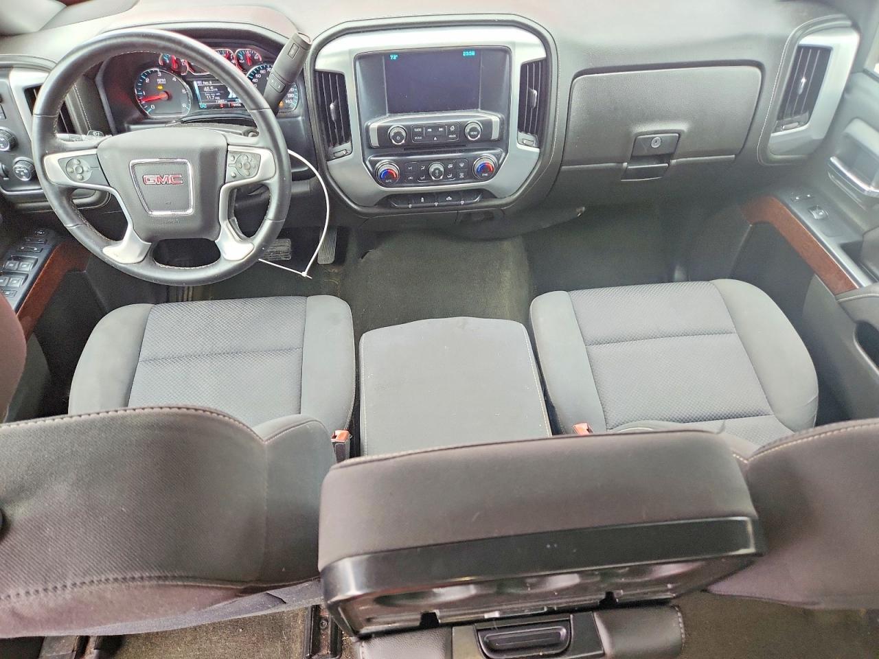 2018 GMC SIERRA K1500 SLE — Фото 8 из 12