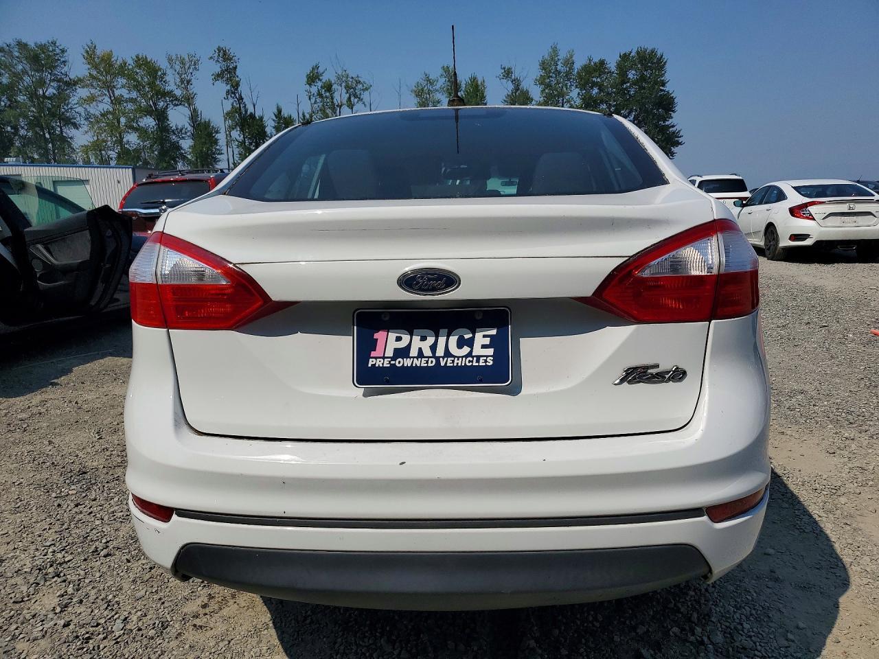 2015 FORD FIESTA S — Фото 6 из 12
