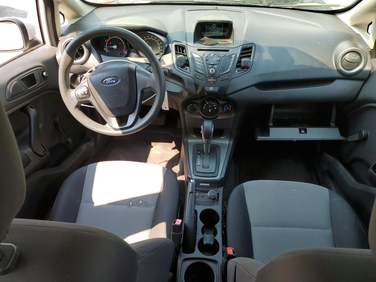 2015 FORD FIESTA S — Фото 8 из 12