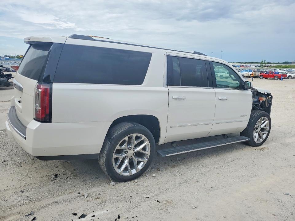 1GKS2HKJXJR124009 2018 GMC YUKON XL photo no. 3