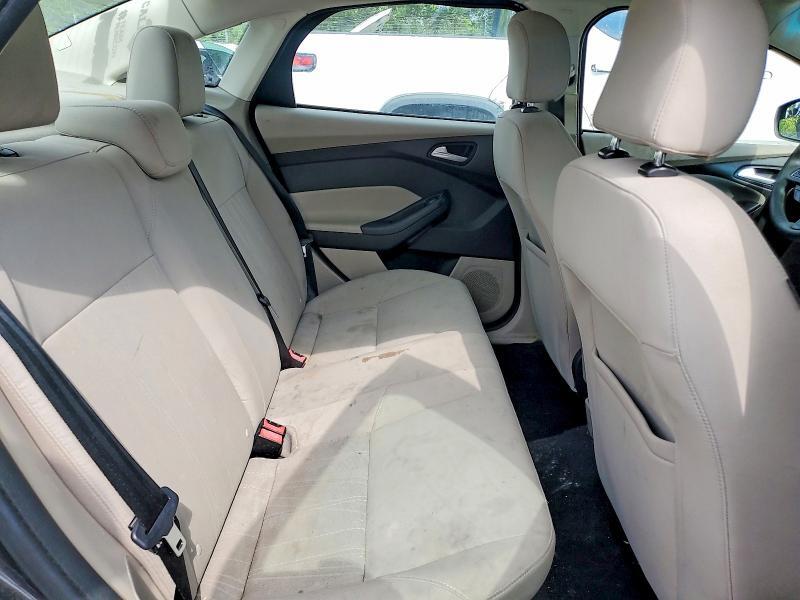 2015 FORD FOCUS SE — Фото 10 из 12