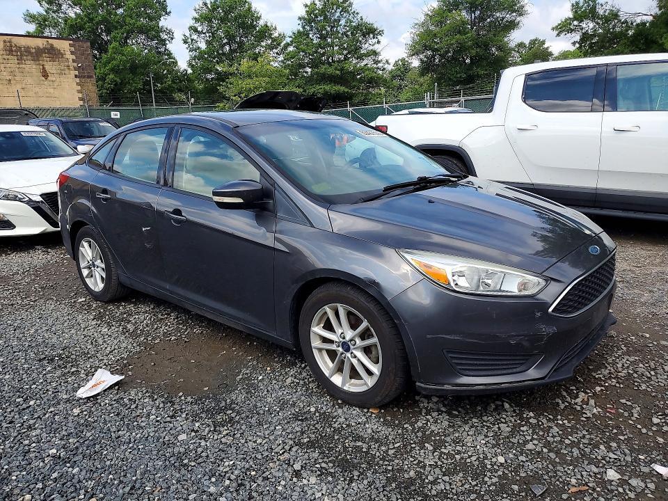 2015 FORD FOCUS SE — Фото 4 из 12